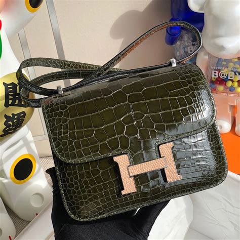 hermes lindy olive green|Hermes mini lindy.